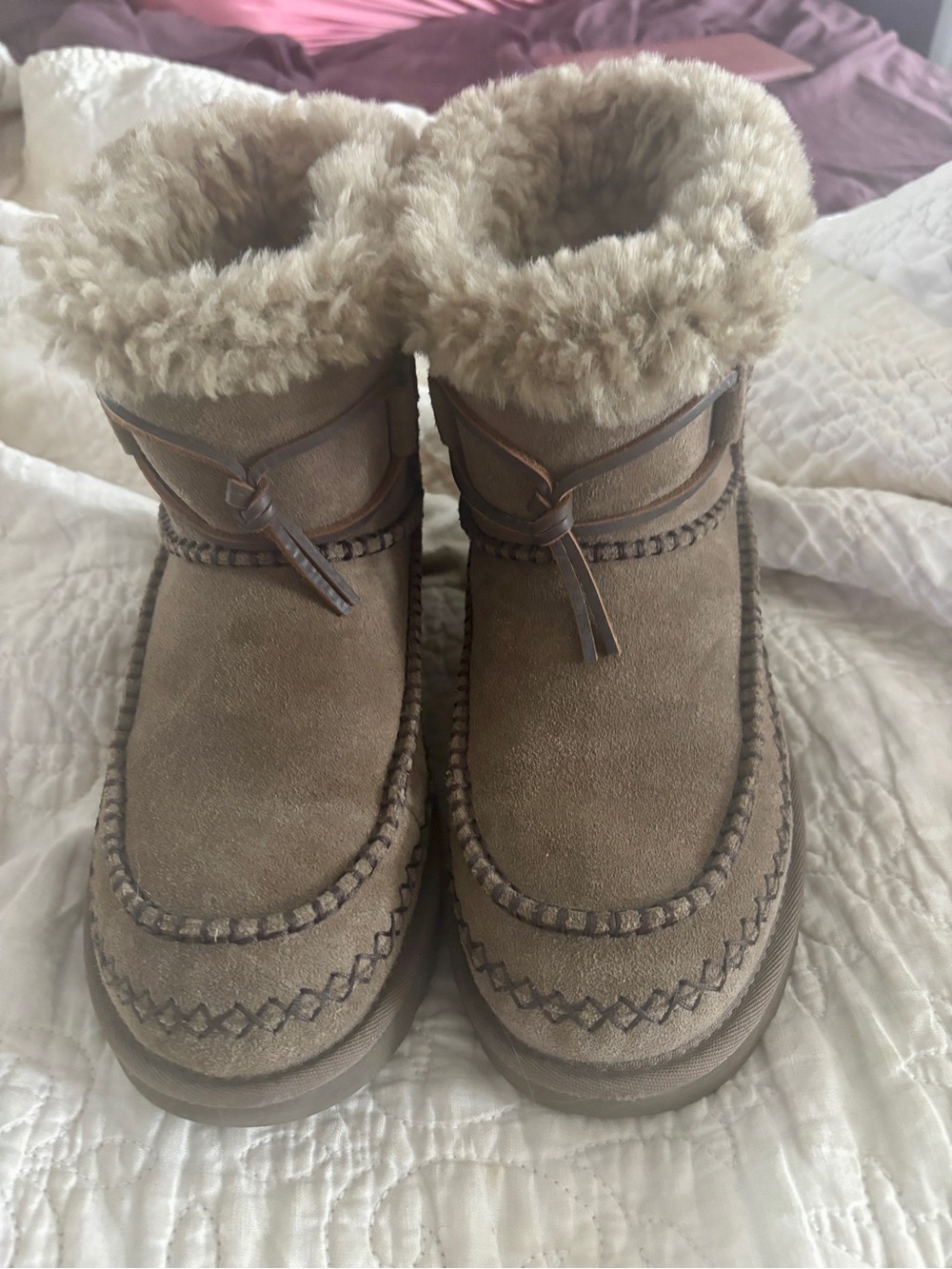 EUC Ugg Classic Mini Alpine Boots Hickory Sz 9
